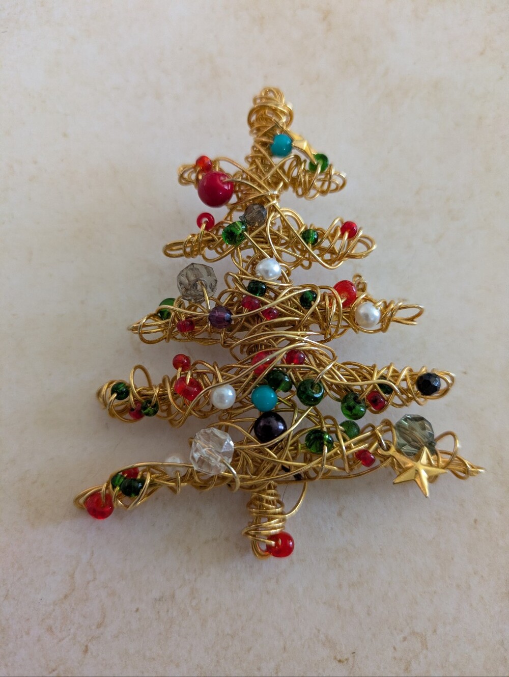 Gold Wire Wrapped Beaded Christmas Tree Pin Brooch